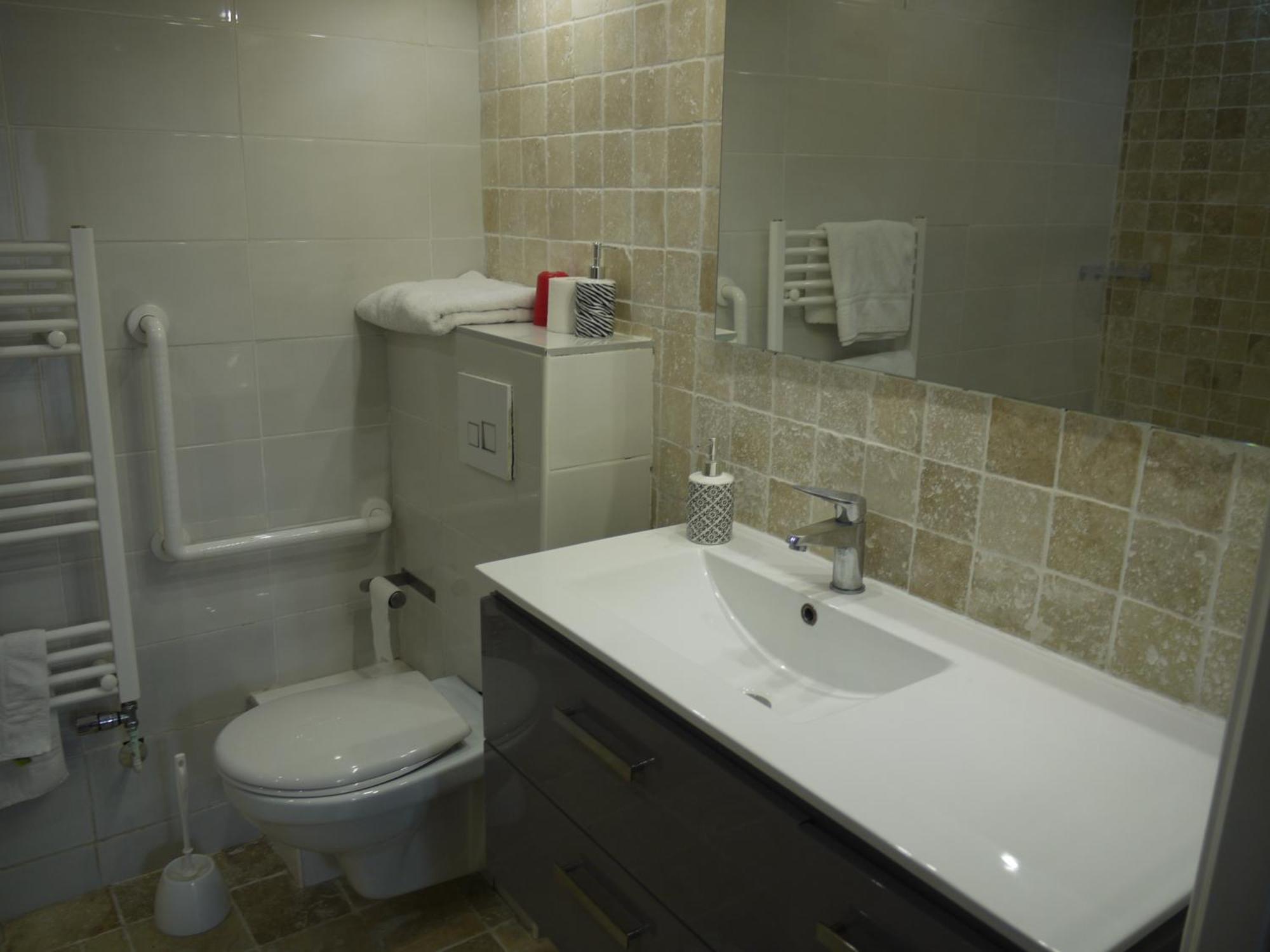 Hotel Karina Jarnac Kültér fotó